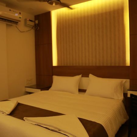 The Galaxy Suites Kochi Exterior photo
