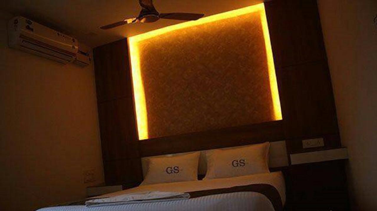 The Galaxy Suites Kochi Exterior photo